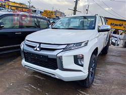 ميتسوبيشي L200